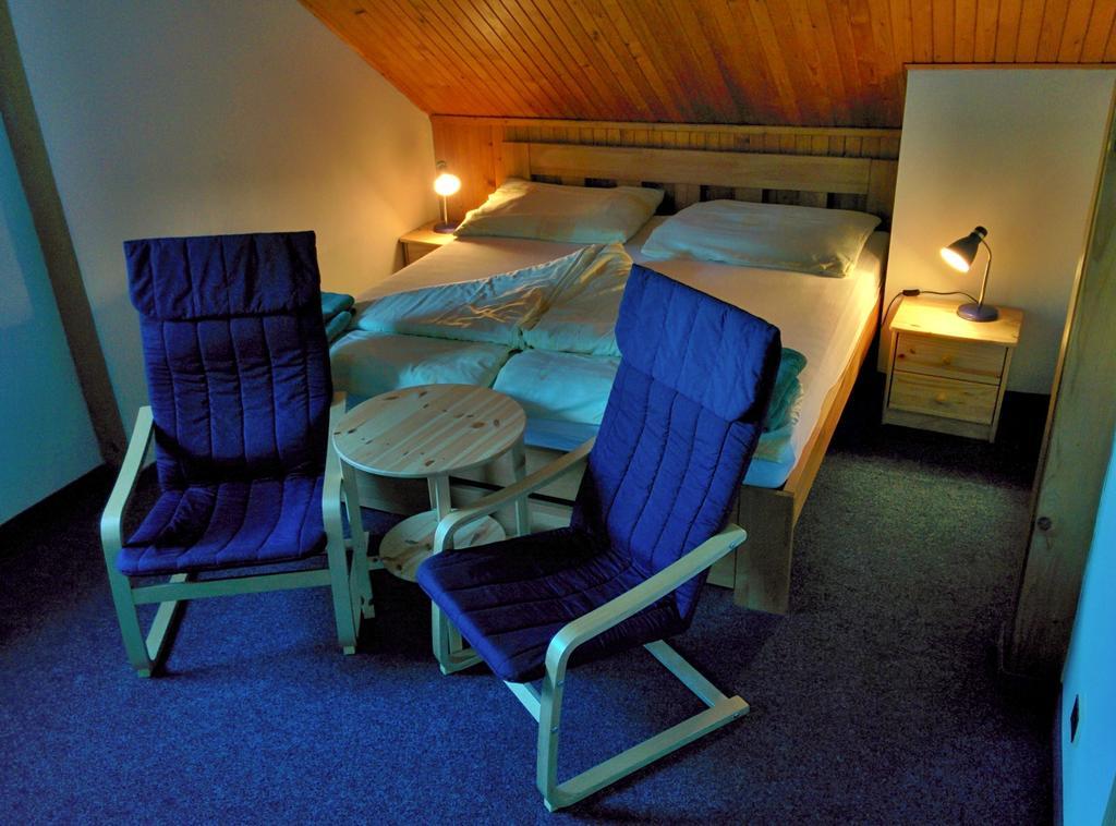 Hostinec U Pejska A Kocicky Mariánské Lázně Zimmer foto